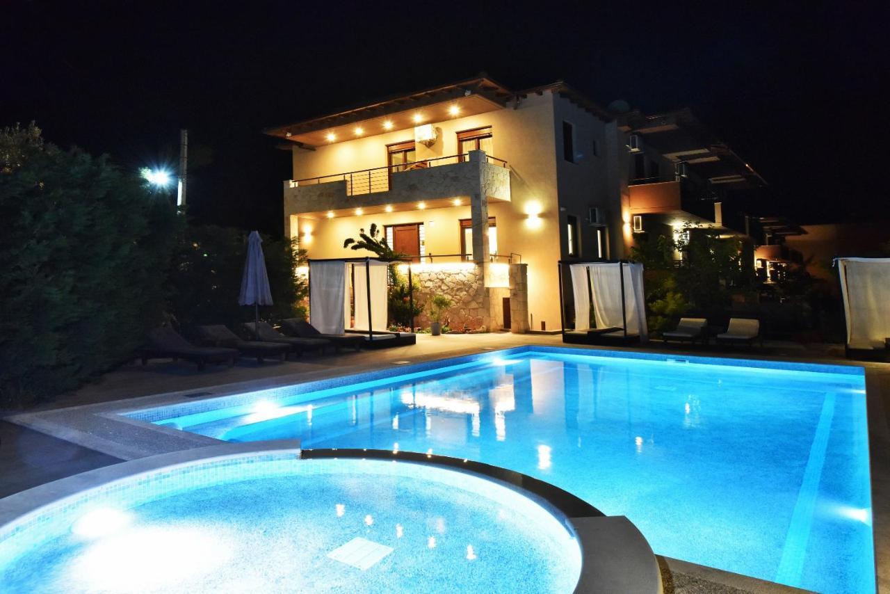 Sinodinos Deluxe Apartments Afytos Exteriör bild