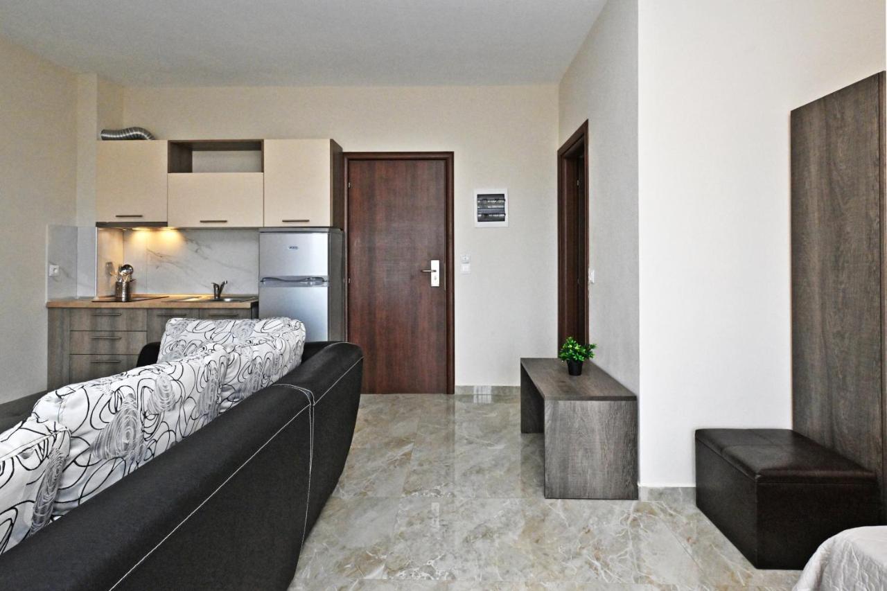 Sinodinos Deluxe Apartments Afytos Exteriör bild
