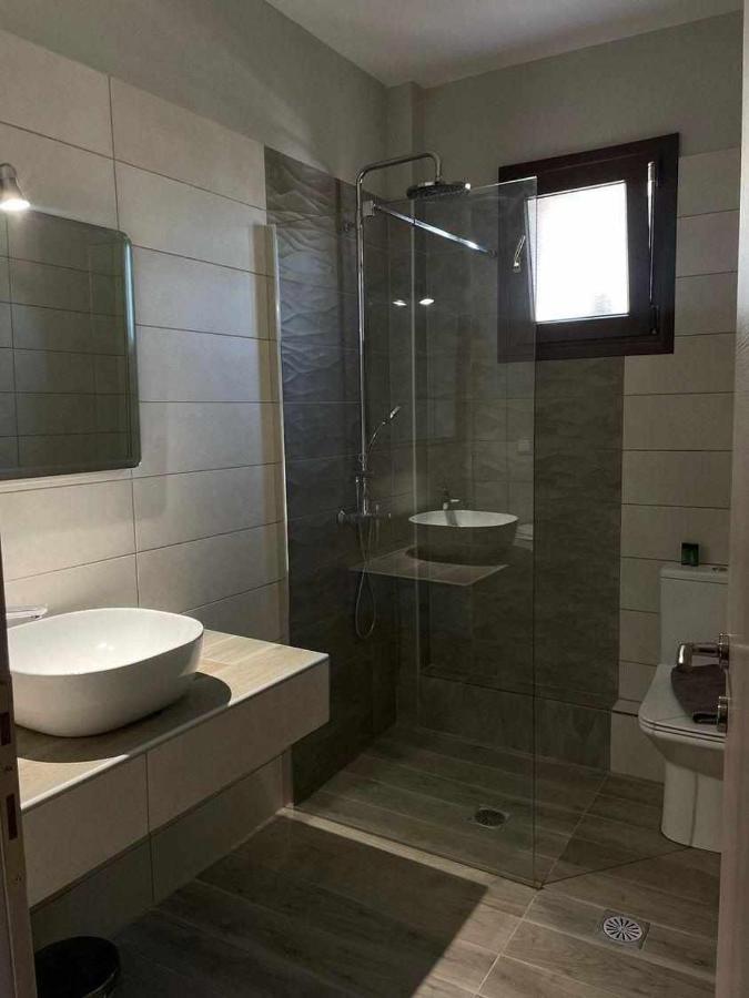 Sinodinos Deluxe Apartments Afytos Exteriör bild
