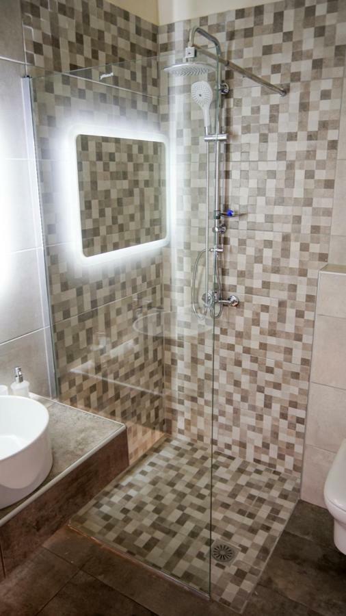 Sinodinos Deluxe Apartments Afytos Exteriör bild